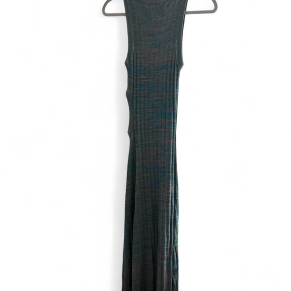 Chic Teal and rose Maxi Dress - Picture 4 of 4